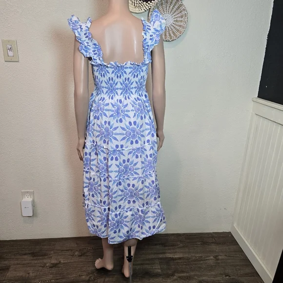 Hill House Home The Ellie Nap Dress Blue White Floral Smocked Midi Dress Medium - Picture 9 of 16